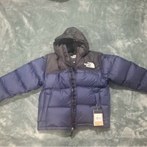 Woman’s The North Face Coat Size Medium Never Work BRAND NEW